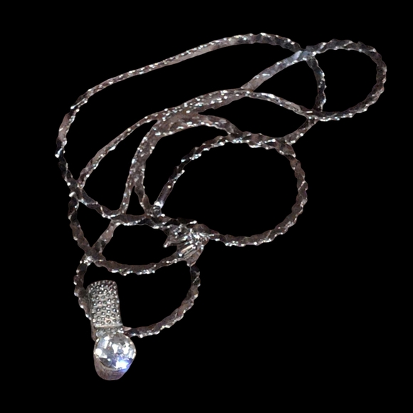 Elegant Silver Necklace with Crystal Pendant - Picture 7 of 7